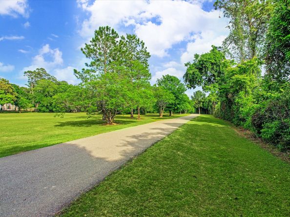 414 E Gaywood Drive, Houston TX 77079