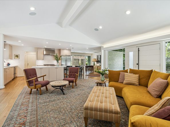 414 E Gaywood Drive, Houston TX 77079