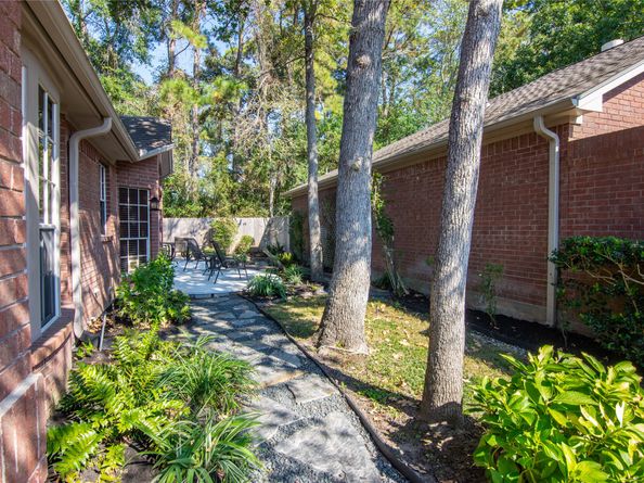3319 Hickory Brook Lane, Houston TX 77345