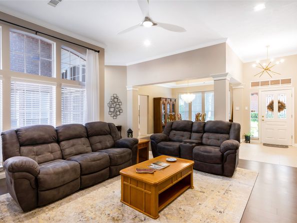 3319 Hickory Brook Lane, Houston TX 77345