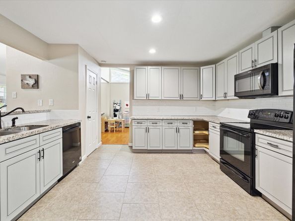 1515 Durango Drive, Houston TX 77055