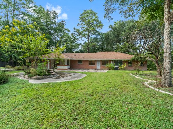 9821 Shadow Wood Drive, Houston TX 77080