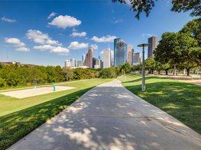 1014 PEDEN Street A, Houston TX 77006