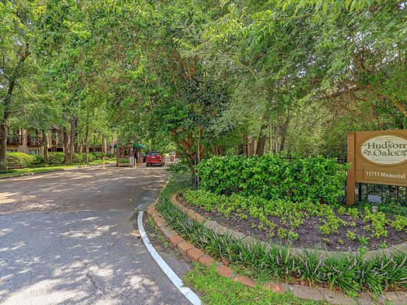 11711 Memorial Drive 545, Houston TX 77024