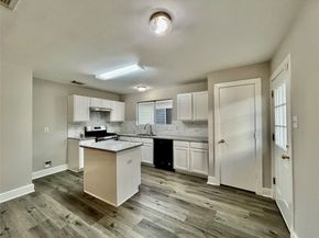 1511 Nichole Woods Drive, Houston TX 77047