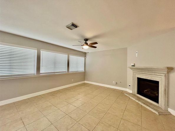 1511 Nichole Woods Drive, Houston TX 77047