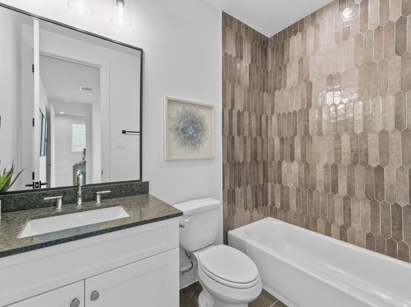 2208 Dennis Street, Houston TX 77004