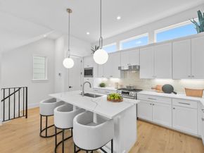 2208 Dennis Street, Houston TX 77004