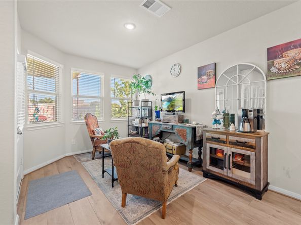 25008 Calais New Court, Kingwood TX 77339