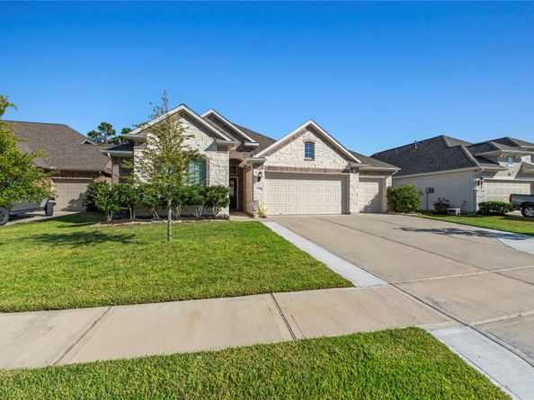 25008 Calais New Court, Kingwood TX 77339