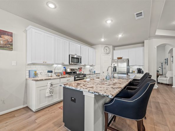 25008 Calais New Court, Kingwood TX 77339