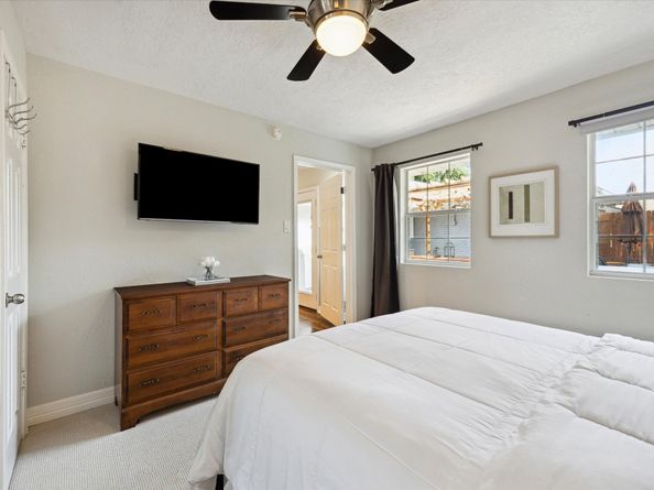 11102 Hillcroft Street, Houston TX 77096