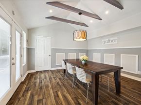 11102 Hillcroft Street, Houston TX 77096