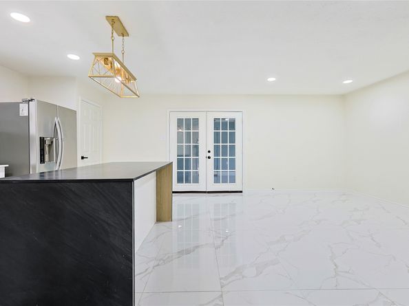 6814 Loch Langham Drive, Houston TX 77084