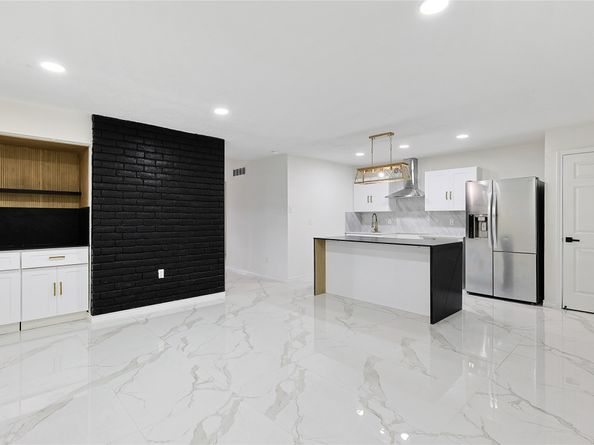 6814 Loch Langham Drive, Houston TX 77084