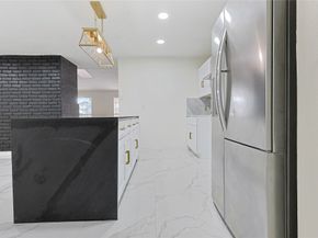 6814 Loch Langham Drive, Houston TX 77084