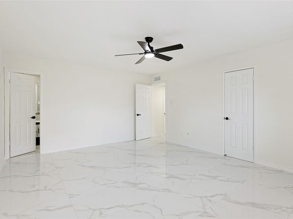 6814 Loch Langham Drive, Houston TX 77084
