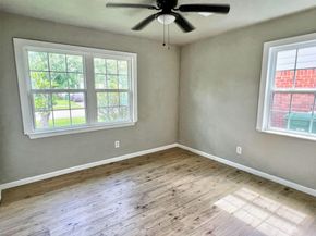 510 Sulphur Street, Houston TX 77034