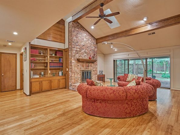 23 Indian Clover Drive, The Woodlands TX 77381