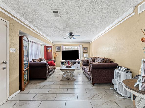 7526 El Rancho Street, Houston TX 77087