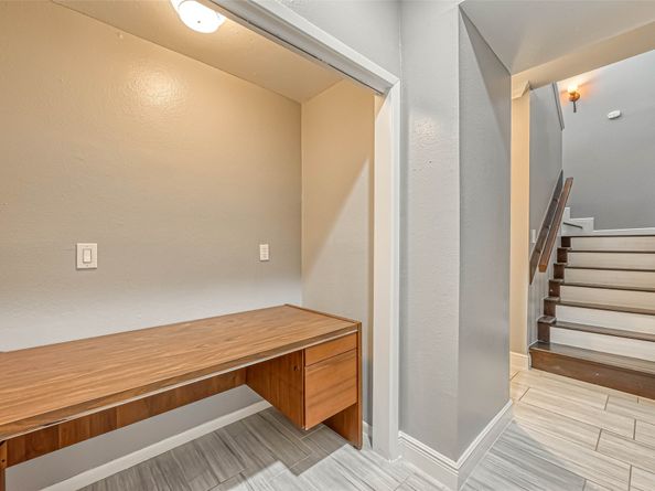 11733 Lakeside Place Drive, Houston TX 77077