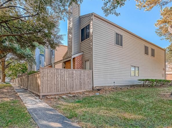 11733 Lakeside Place Drive, Houston TX 77077