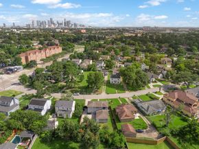 3818 Southmore Boulevard, Houston TX 77004