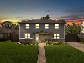3818 Southmore Boulevard, Houston TX 77004
