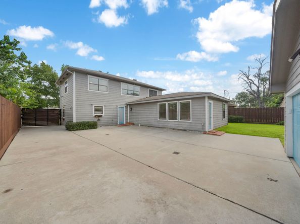 3818 Southmore Boulevard, Houston TX 77004