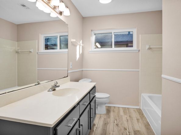 6 Spurwood Court, Spring TX 77381