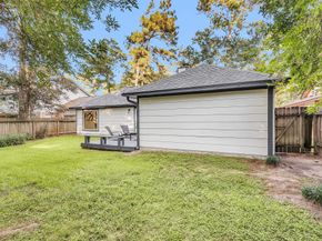 6 Spurwood Court, Spring TX 77381