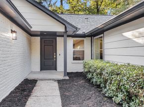 6 Spurwood Court, Spring TX 77381