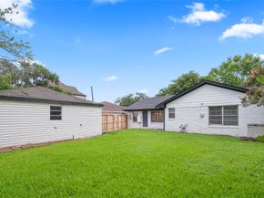 3835 Tartan Lane, Houston TX 77025