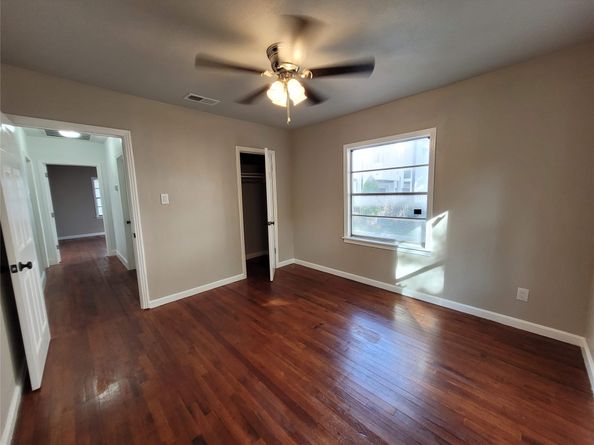 4302 Dickson Street, Houston TX 77007