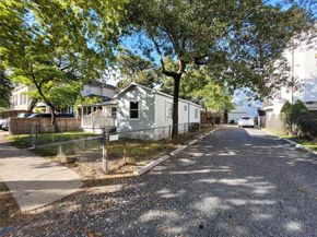 4302 Dickson Street, Houston TX 77007