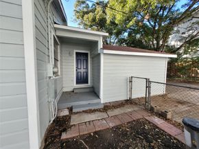 4302 Dickson Street, Houston TX 77007