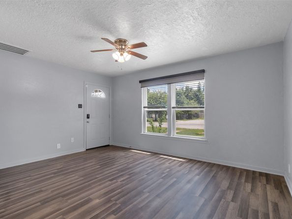 5021 Doolittle Boulevard, Houston TX 77033