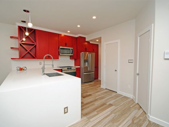5824 Grace Lane, Houston TX 77021