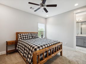 422 Yale Oaks Lane, Houston TX 77091