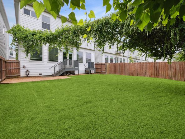 422 Yale Oaks Lane, Houston TX 77091