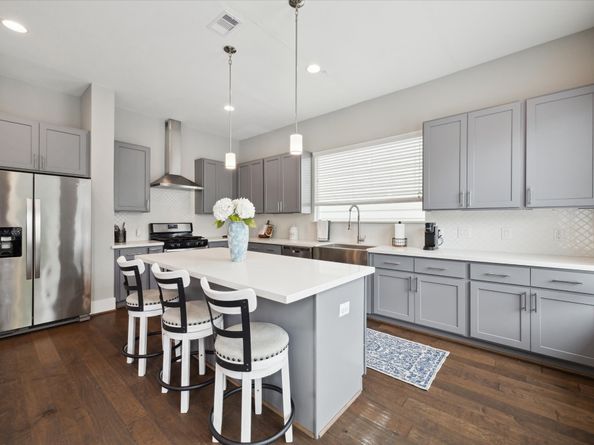 422 Yale Oaks Lane, Houston TX 77091