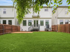 422 Yale Oaks Lane, Houston TX 77091