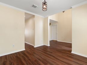 27 N Queenscliff Circle, The Woodlands TX 77382