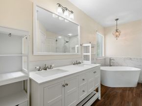 27 N Queenscliff Circle, The Woodlands TX 77382