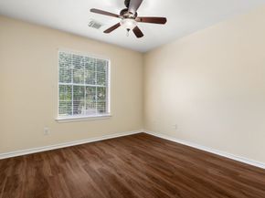 27 N Queenscliff Circle, The Woodlands TX 77382
