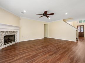 27 N Queenscliff Circle, The Woodlands TX 77382