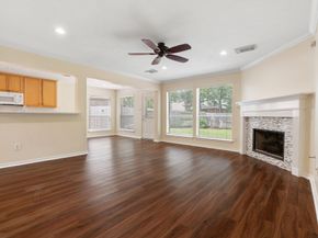 27 N Queenscliff Circle, The Woodlands TX 77382