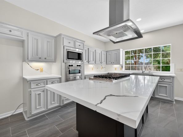 14802 Atterbury Drive, Sugar Land TX 77498