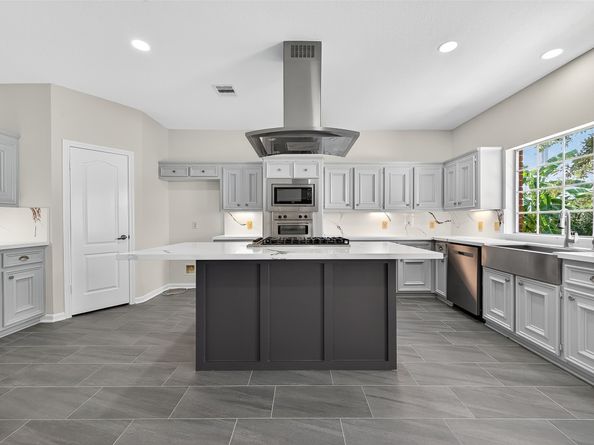 14802 Atterbury Drive, Sugar Land TX 77498