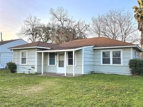 7547 Magnolia Street, Houston TX 77023